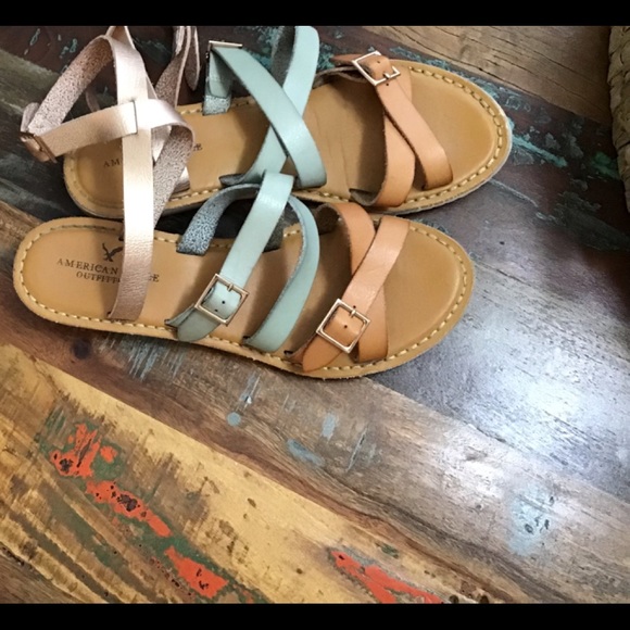 STRAPPY SANDAL - Picture 3 of 3